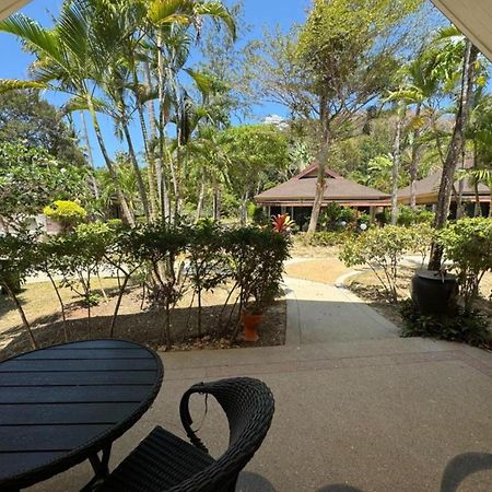 Beach Bungalow At Lanta Resort Ко-Ланта Экстерьер фото