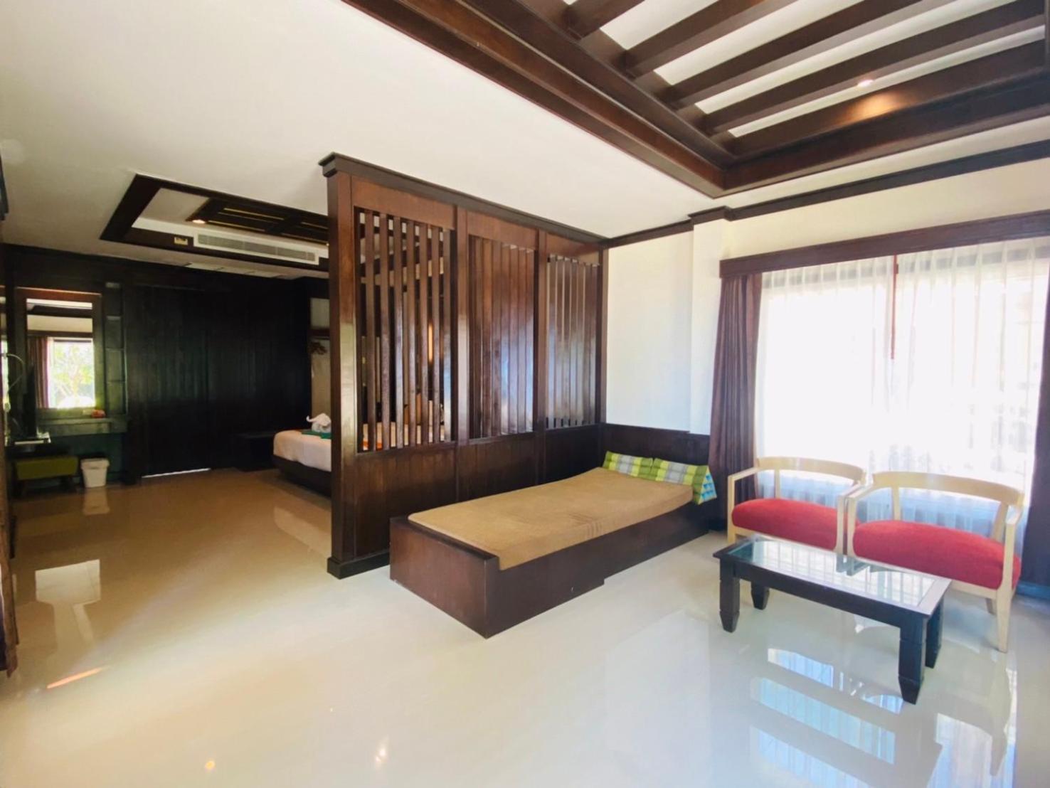 Beach Bungalow At Lanta Resort Ко-Ланта Экстерьер фото