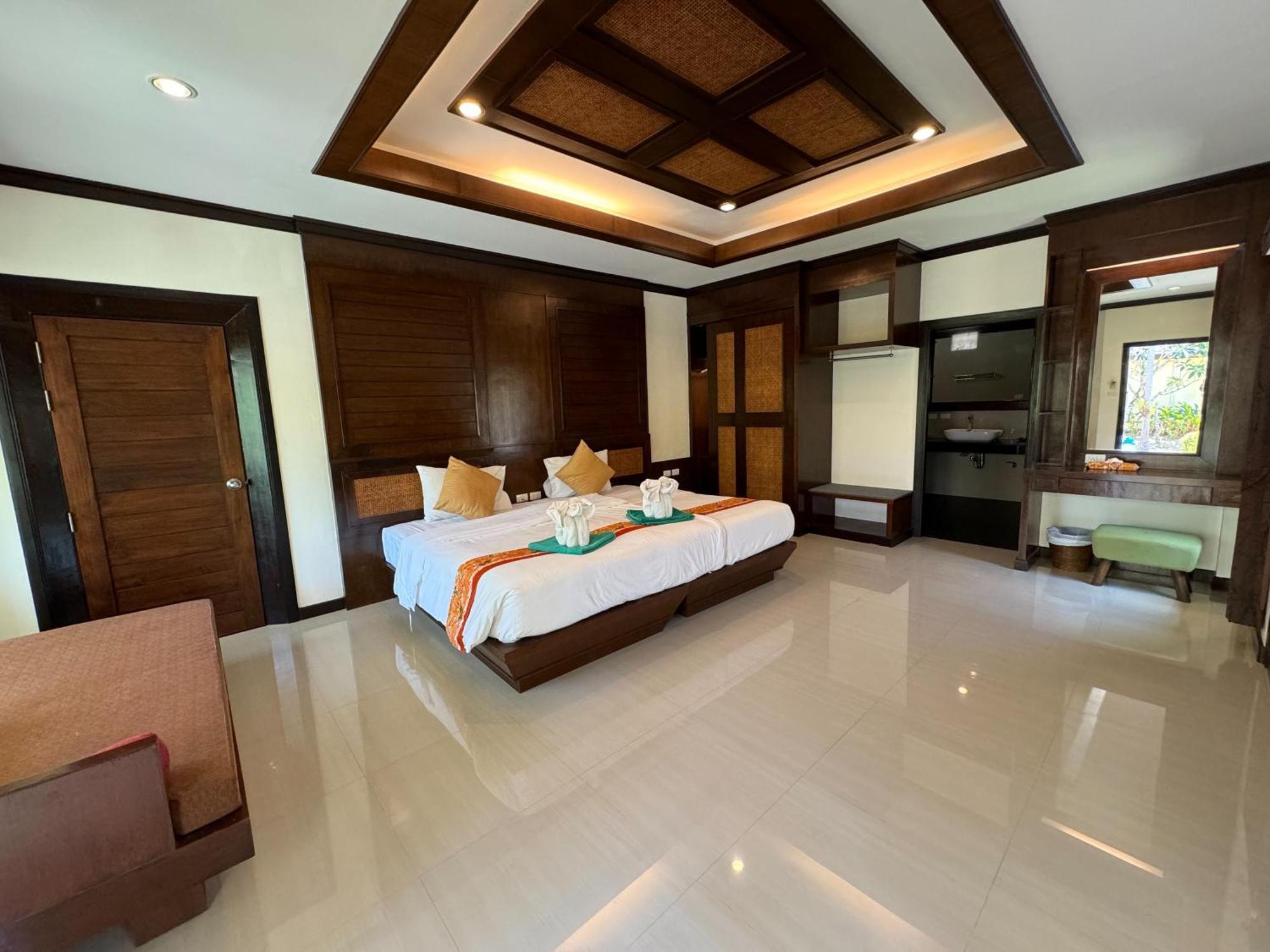 Beach Bungalow At Lanta Resort Ко-Ланта Экстерьер фото