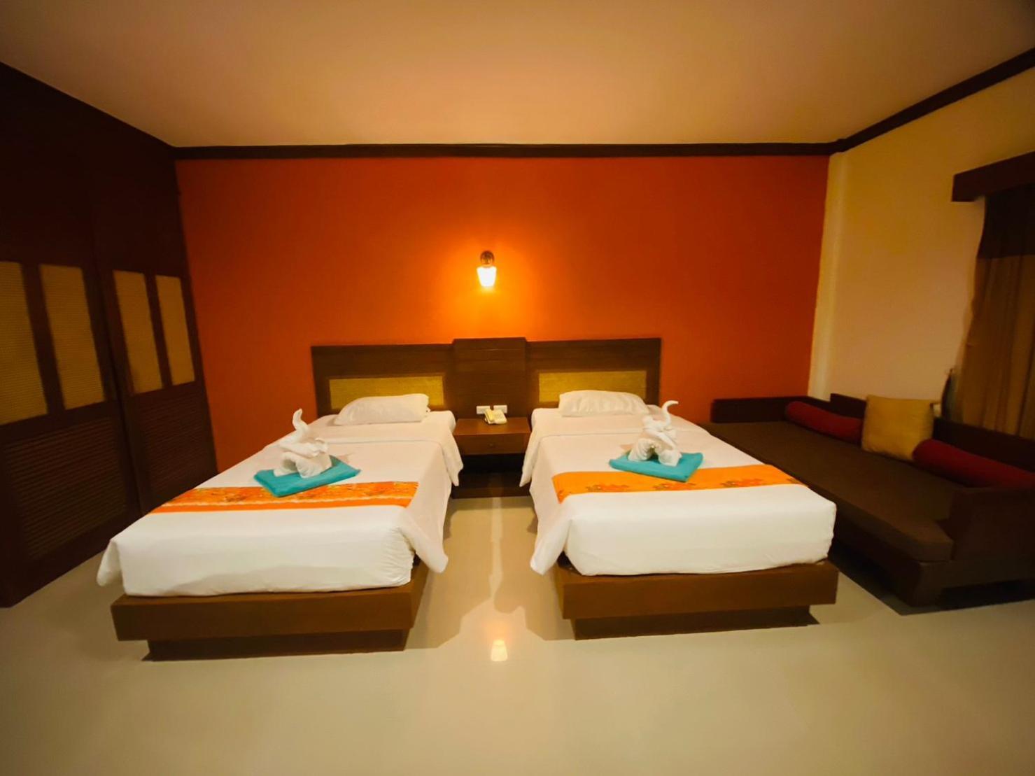 Beach Bungalow At Lanta Resort Ко-Ланта Экстерьер фото